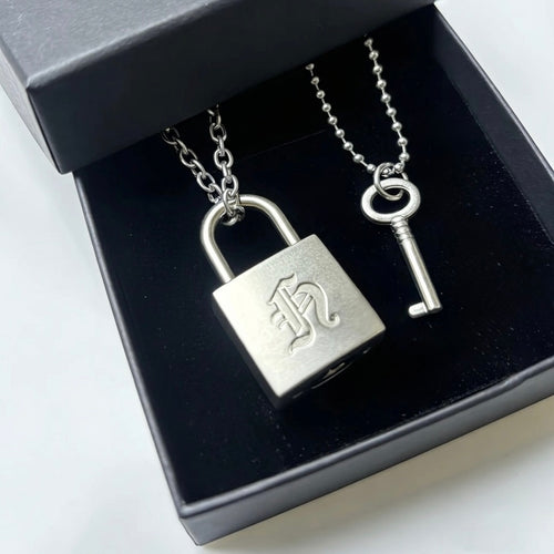 Stray Kids Skz dominATE : celebrATE Hyunjin Necklace And Key